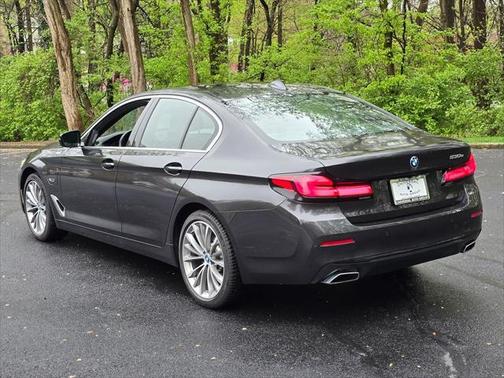 2022 BMW 530e Base