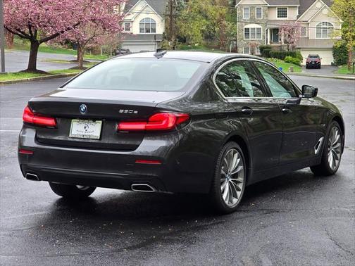 2022 BMW 530e Base