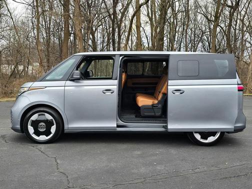 2025 Volkswagen ID. Buzz Pro S