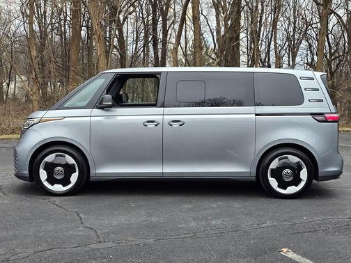 2025 Volkswagen ID. Buzz Pro S