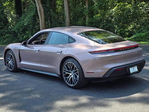 2021 Porsche Taycan Base (A2)