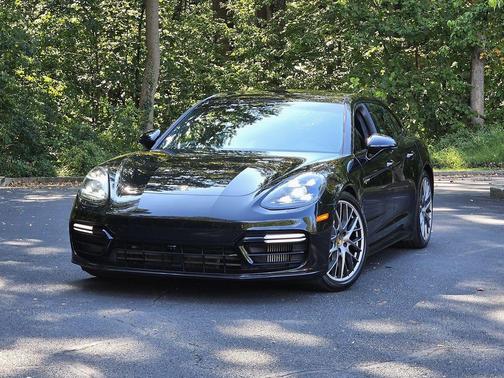2018 Porsche Panamera Turbo