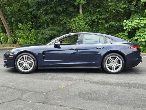 2020 Porsche Panamera 4