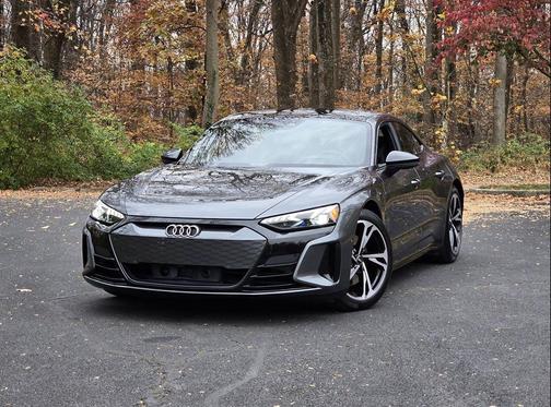 2023 Audi e-tron GT Prestige quattro