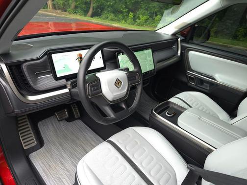 2023 Rivian R1T Adventure Quad Motor Large Pack