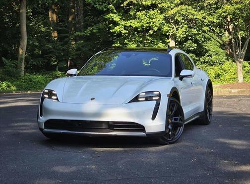 2023 Porsche Taycan Cross Turismo 4