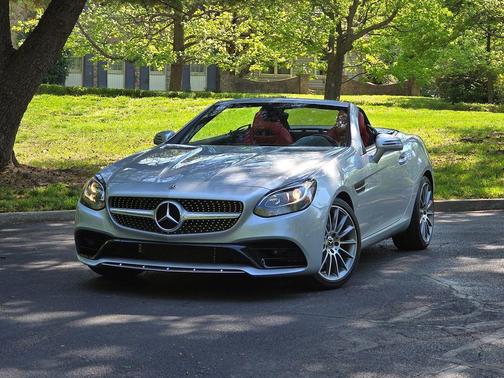 Iridium Silver Metallic 2020 Mercedes-Benz SLC 300 Base