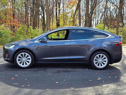 2019 Tesla Model X Long Range