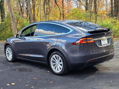 2019 Tesla Model X Long Range
