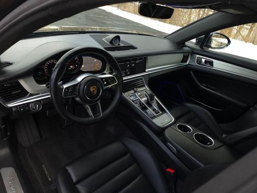 2017 Porsche Panamera 4S