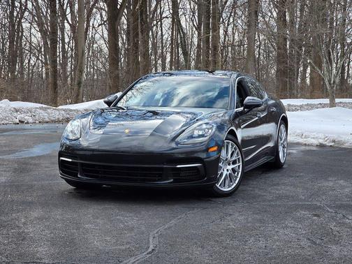 2017 Porsche Panamera 4S