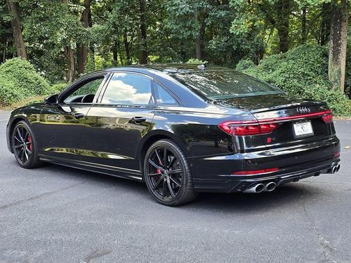 2022 Audi S8 4.0T