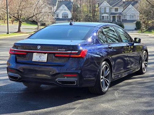 2022 BMW 750 i xDrive