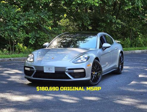 GT Silver Metallic 2018 Porsche Panamera Turbo