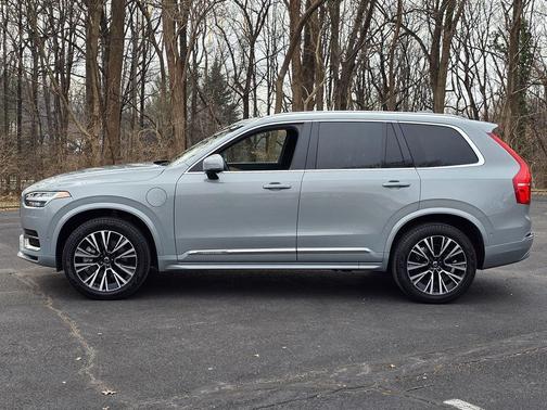 2024 Volvo XC90 Recharge Plug-In Hybrid T8 Plus 6-Seater