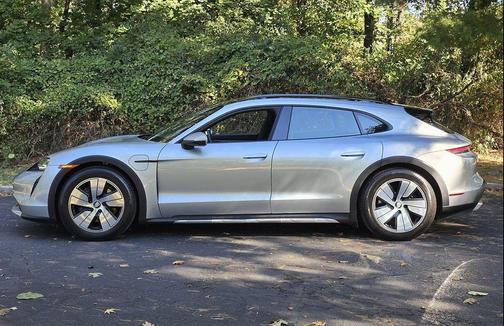 2023 Porsche Taycan 4