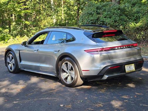 2023 Porsche Taycan 4