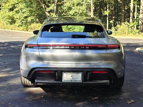 2023 Porsche Taycan 4