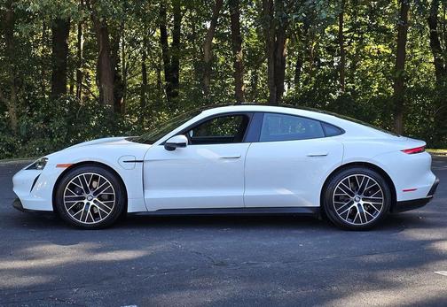2023 Porsche Taycan Base (A2)