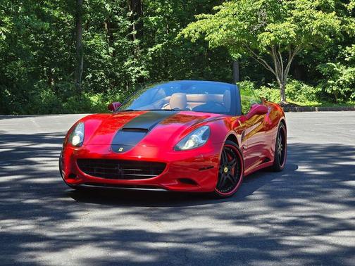 2009 Ferrari California Base