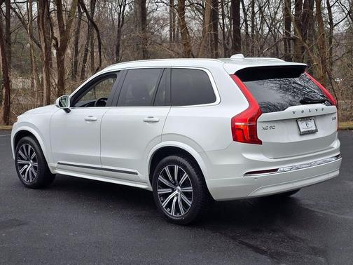 2024 Volvo XC90 B5 Core Bright Theme