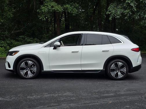 Polar White 2023 Mercedes-Benz EQE 350 4MATIC