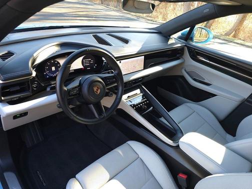 2024 Porsche Macan 4