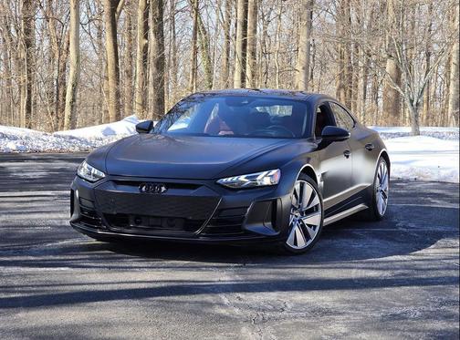 2022 Audi e-tron GT Prestige