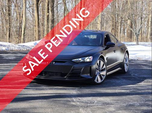 2022 Audi e-tron GT Prestige