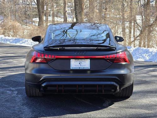 2022 Audi e-tron GT Prestige