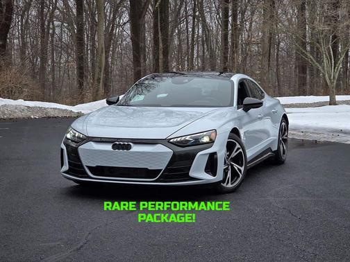 2023 Audi e-tron GT Premium Plus quattro