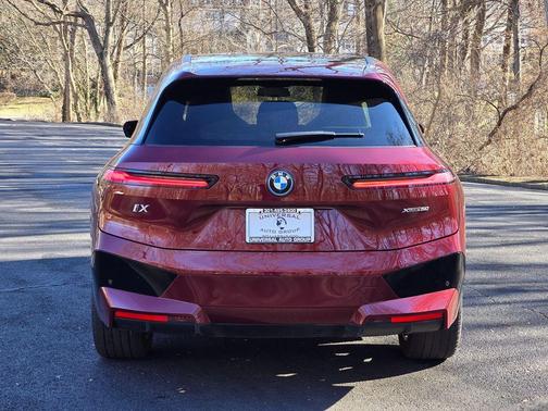 2024 BMW iX xDrive50