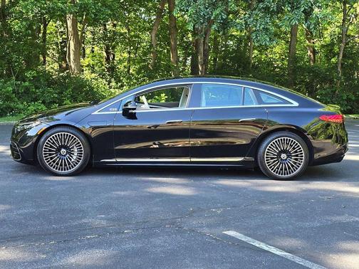 Obsidian Black Metallic 2022 Mercedes-Benz EQS 450+ 4MATIC