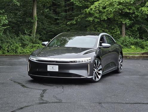 Quantum Gray Metallic 2023 Lucid Air Grand Touring