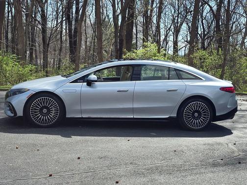 Cirrus Silver Metallic 2023 Mercedes-Benz EQS 580 4MATIC