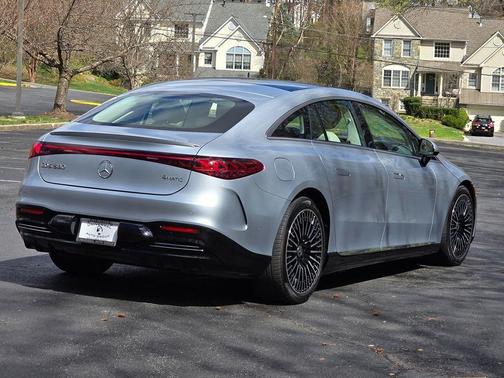 Cirrus Silver Metallic 2023 Mercedes-Benz EQS 580 4MATIC