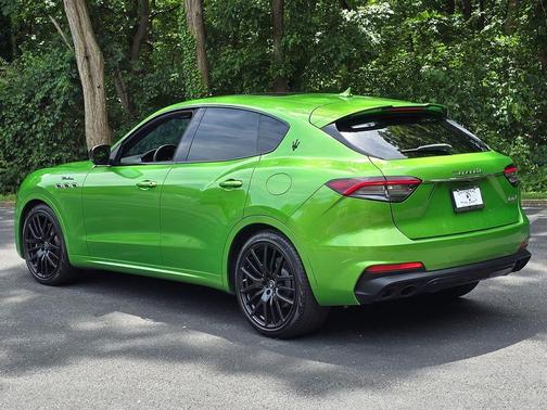Green 2023 Maserati Levante Modena