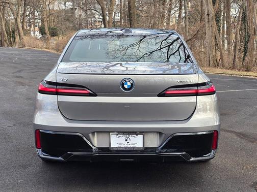 2024 BMW i7 xDrive60