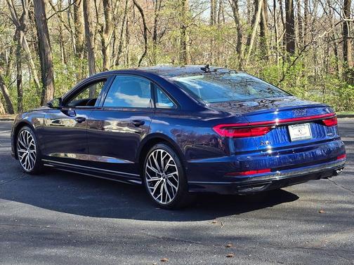 Navarra Blue Metallic 2021 Audi A8 L 55