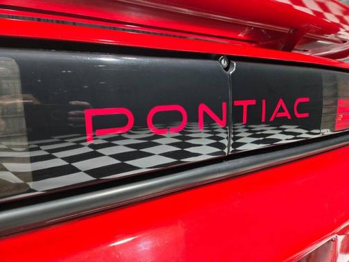 1986 Pontiac Fiero GT 2dr Coupe