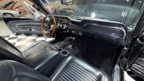 1967 Ford Mustang Base