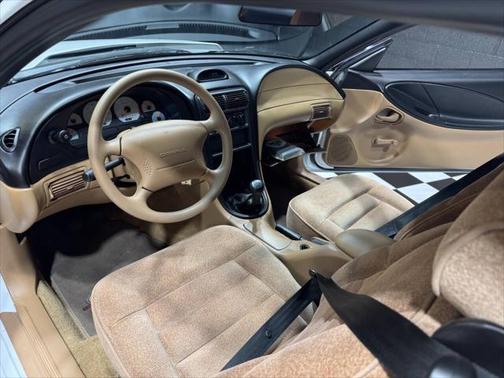 1995 Ford Mustang Base