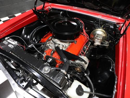 Red 1966 Chevrolet Chevelle BIG BLOCK 502 - 700R4 OVERDRIVE