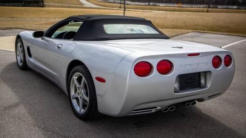 2002 Chevrolet Corvette Base