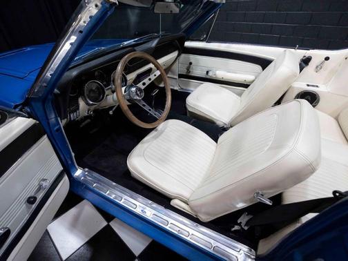 1968 Ford Mustang Base