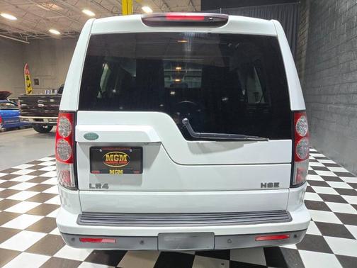 2011 Land Rover LR4 Base