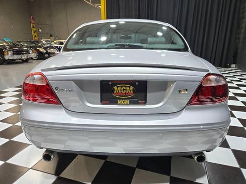 2005 Jaguar S-Type 4.2L V8 R