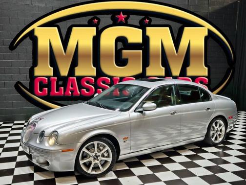 2005 Jaguar S-Type 4.2L V8 R