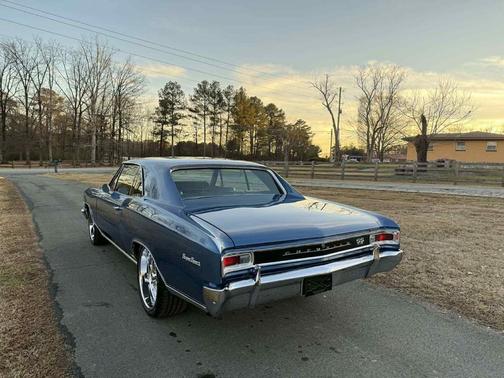 1966 Chevrolet Chevelle 396 - REST0RED - AC - NICE PAINT - TOP SHELF