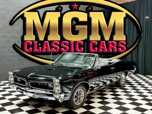 1966 Pontiac GTO 389cid 3x2bbl TRI POWER CONVERTIBLE AUTO REDLINES